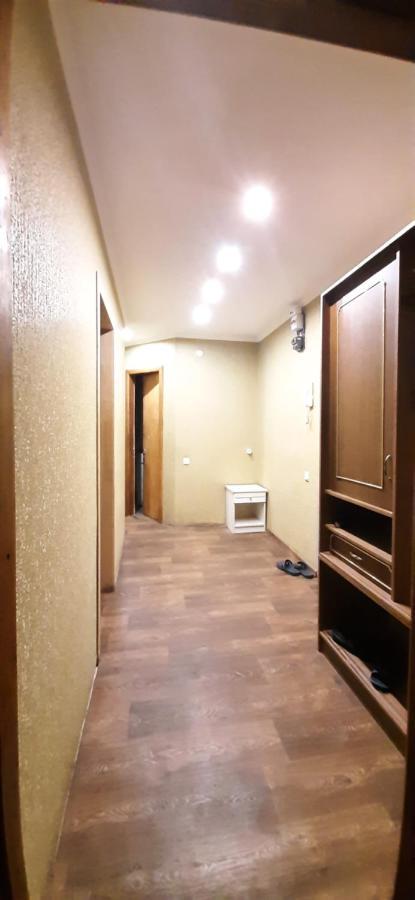 2 Комн Кв Юзр С Кондиционером, Раздел Комнаты Cherkasy Exterior foto